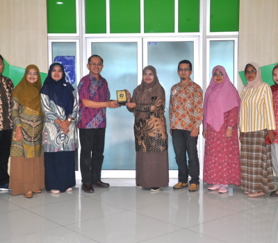 Pusat Penjaminan Mutu (PPM) Universitas Muhammadiyah Jember melaksanakan kegiatan Benchmarking dengan Universitas Muhammadiyah Surakarta (UMS)